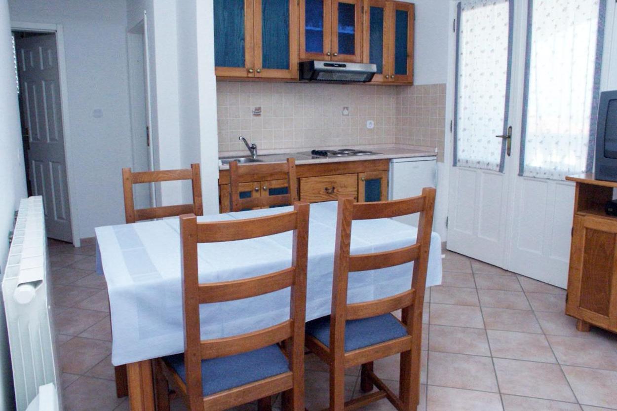 Apartments And Rooms With Wifi Vrsar, Porec - 3007 Exterior foto