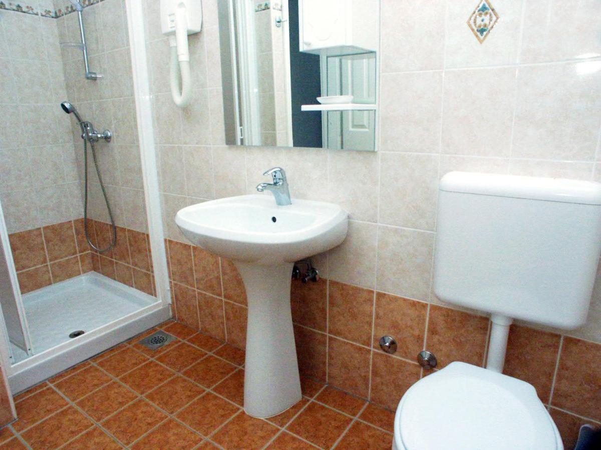 Apartments And Rooms With Wifi Vrsar, Porec - 3007 Exterior foto