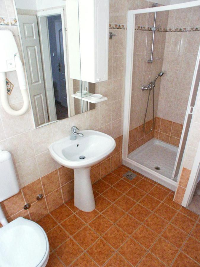 Apartments And Rooms With Wifi Vrsar, Porec - 3007 Exterior foto